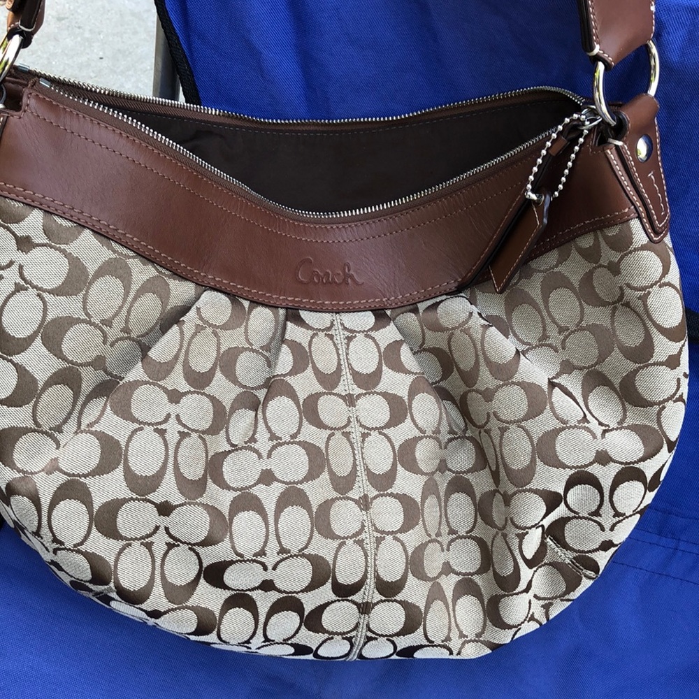 Coach Signature Hobo